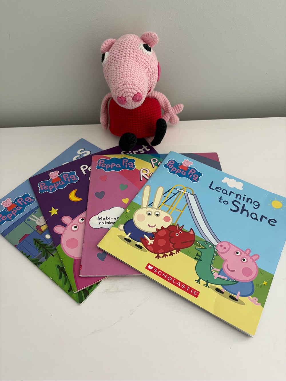 Peppa Pig bundle - Pink Crochet Plush with Red Dress & four books